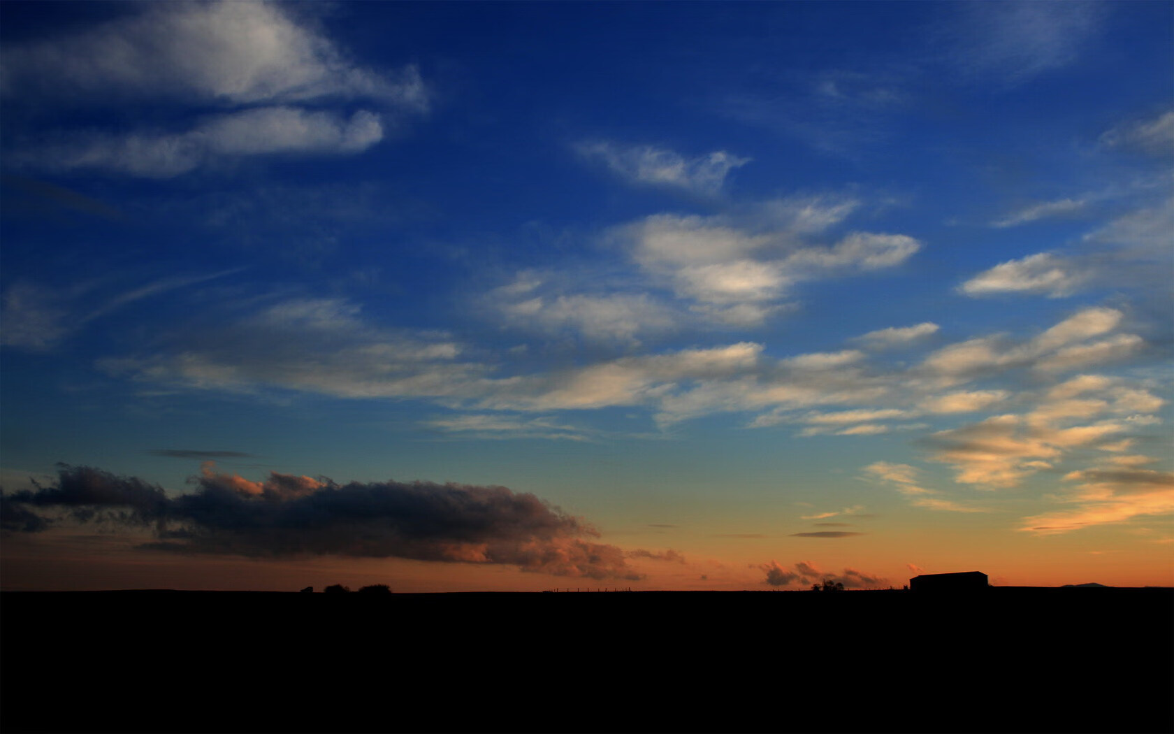 绝境独舞，弗拉霍维奇一剑封喉，厄瓜多尔火力狂潮难掩一人光芒